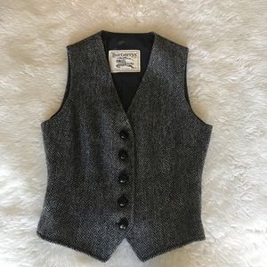 Burberry’s Vintage Wool Vest under coat/blazers S